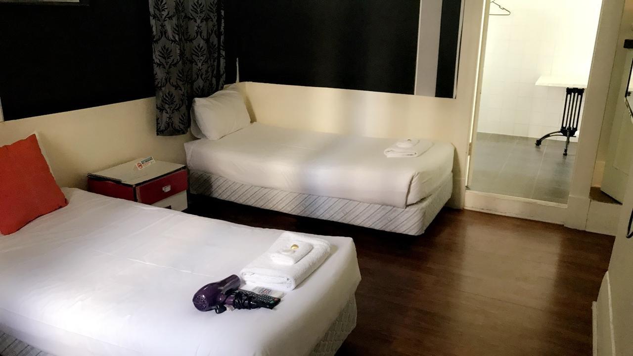 Ambassadors Hotel Adelaide Kültér fotó