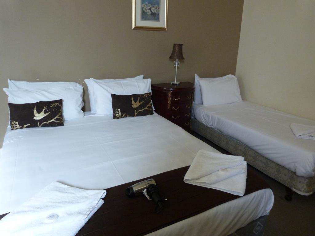 Ambassadors Hotel Adelaide Kültér fotó